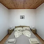 아파트 Mustafaraj 사밀