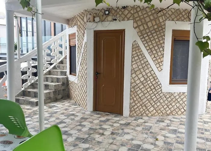 Mustafaraj * Ksamil