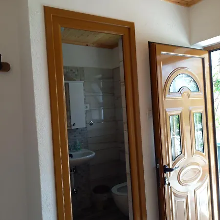 Mustafaraj Apartment *