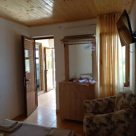 Apartment Mustafaraj *