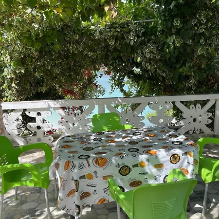 Mustafaraj Apartman *