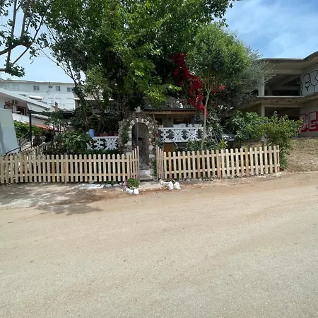 Mustafaraj Ksamil